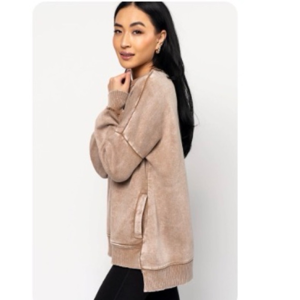 Zenana Mocha Brown Acid Wash Fleece Crewneck Hi Lo Sweatshirt with Pockets M